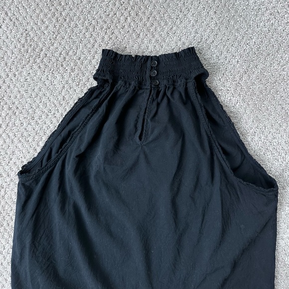 Red Haute Poplin Tie Front Halter Black Size M - Picture 6 of 8